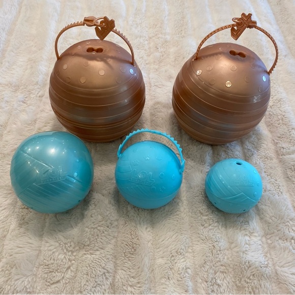 5 LOL Surprise Balls Gold Pets Hairvibes Scuba Skunk Supreme Queen YingYang Baby - Picture 2 of 10